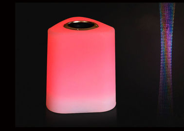 中国 LEDを変える3色はライト/3DによってをLEDの立方体のBluetoothの形づけられるスピーカー立方体にします サプライヤー