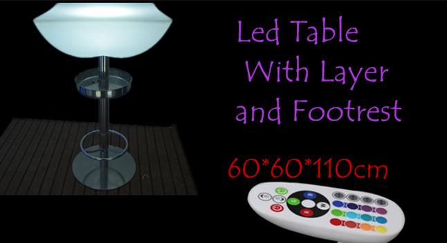 びんの層および足台と再充電可能な多彩なLEDによってつけられる低い小テーブル