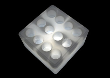 中国 導かれる大きい正方形は16の穴が付いているアイスペール/びんによってつけられる役立つ皿をつけます サプライヤー