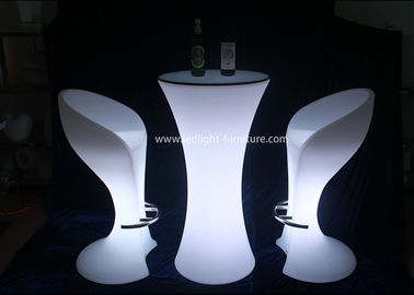 中国 LEDライト家具、リモート・コントロールLEDのバー スツールおよびテーブルを変える色 サプライヤー