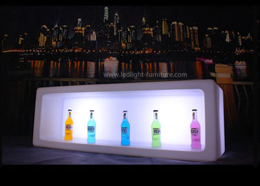 中国 電池式のライト バーの立方体、大きい白熱によって照らされるびんの表示  サプライヤー